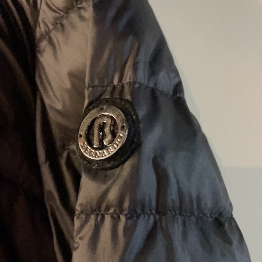 Black Jacket - Picture 3 of 4